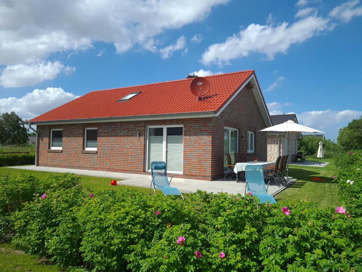 Haus Jadehuus Villa Schweiburg Exterior photo